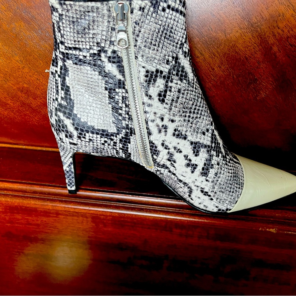 Rag and Bone Ankle boots- worn once - excellent condition
